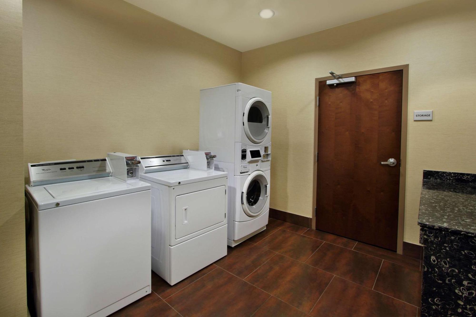 Hampton Inn Beeville Esterno foto