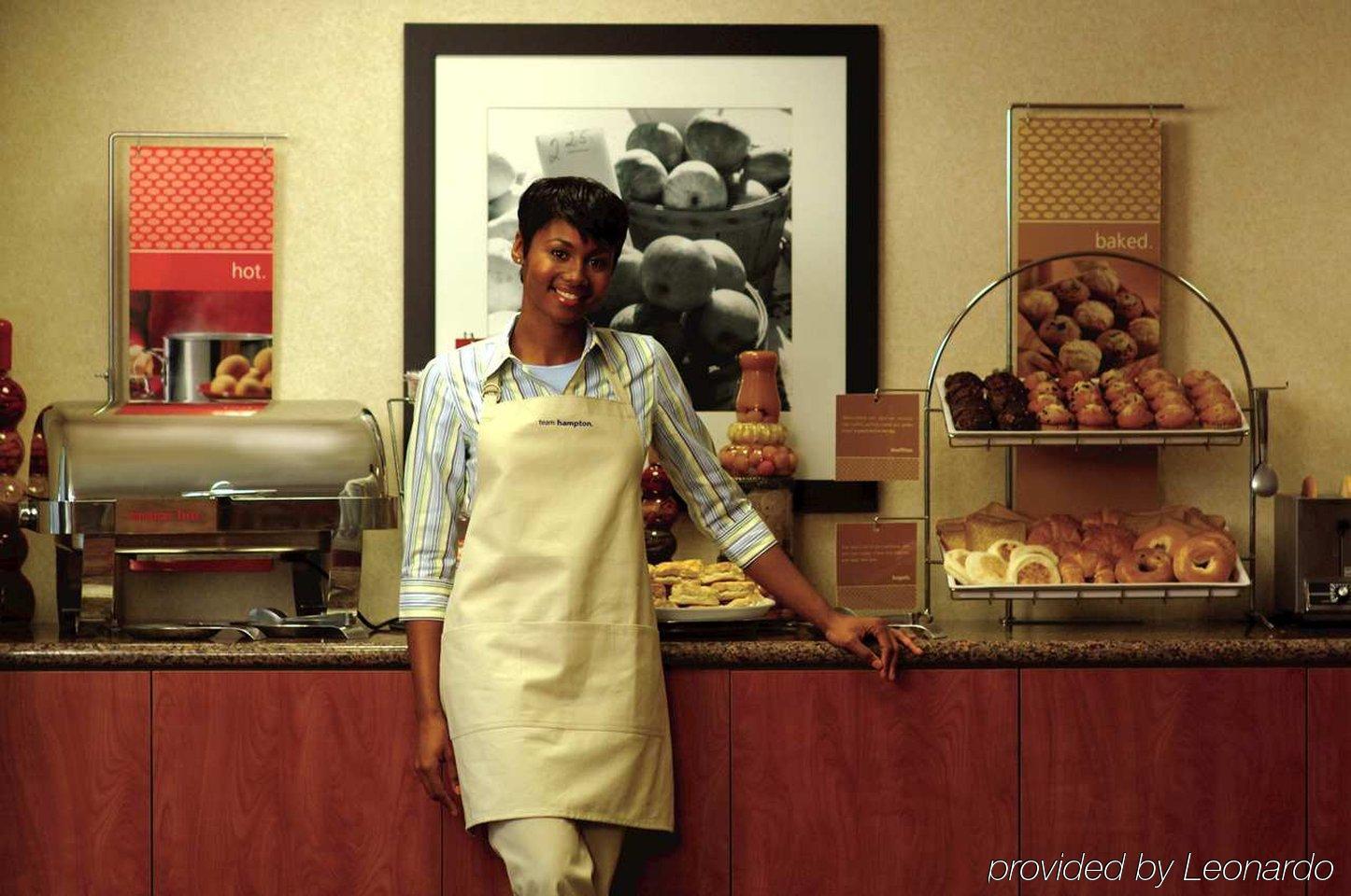 Hampton Inn Beeville Ristorante foto