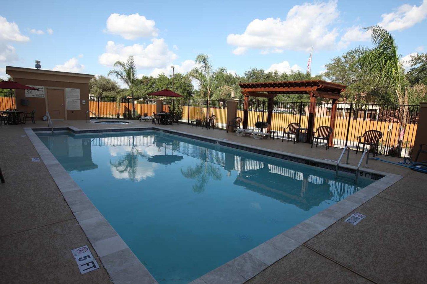 Hampton Inn Beeville Esterno foto